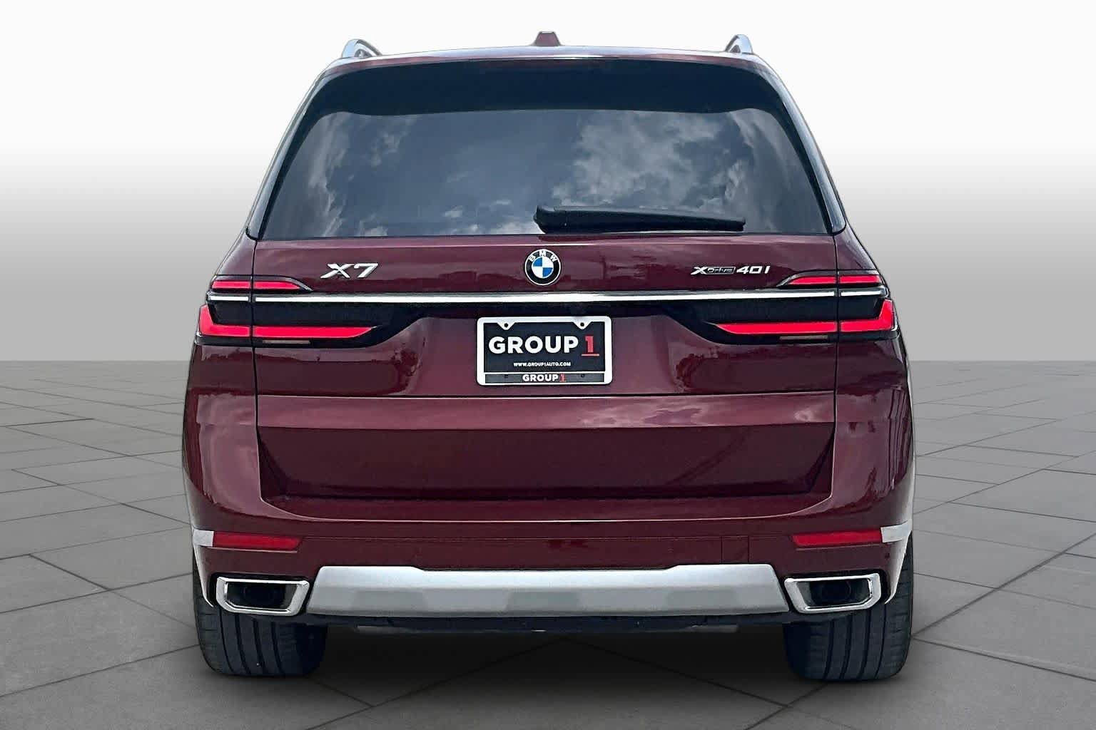 Used 2026 BMW X7 xDrive40i AWD/4WD image 4