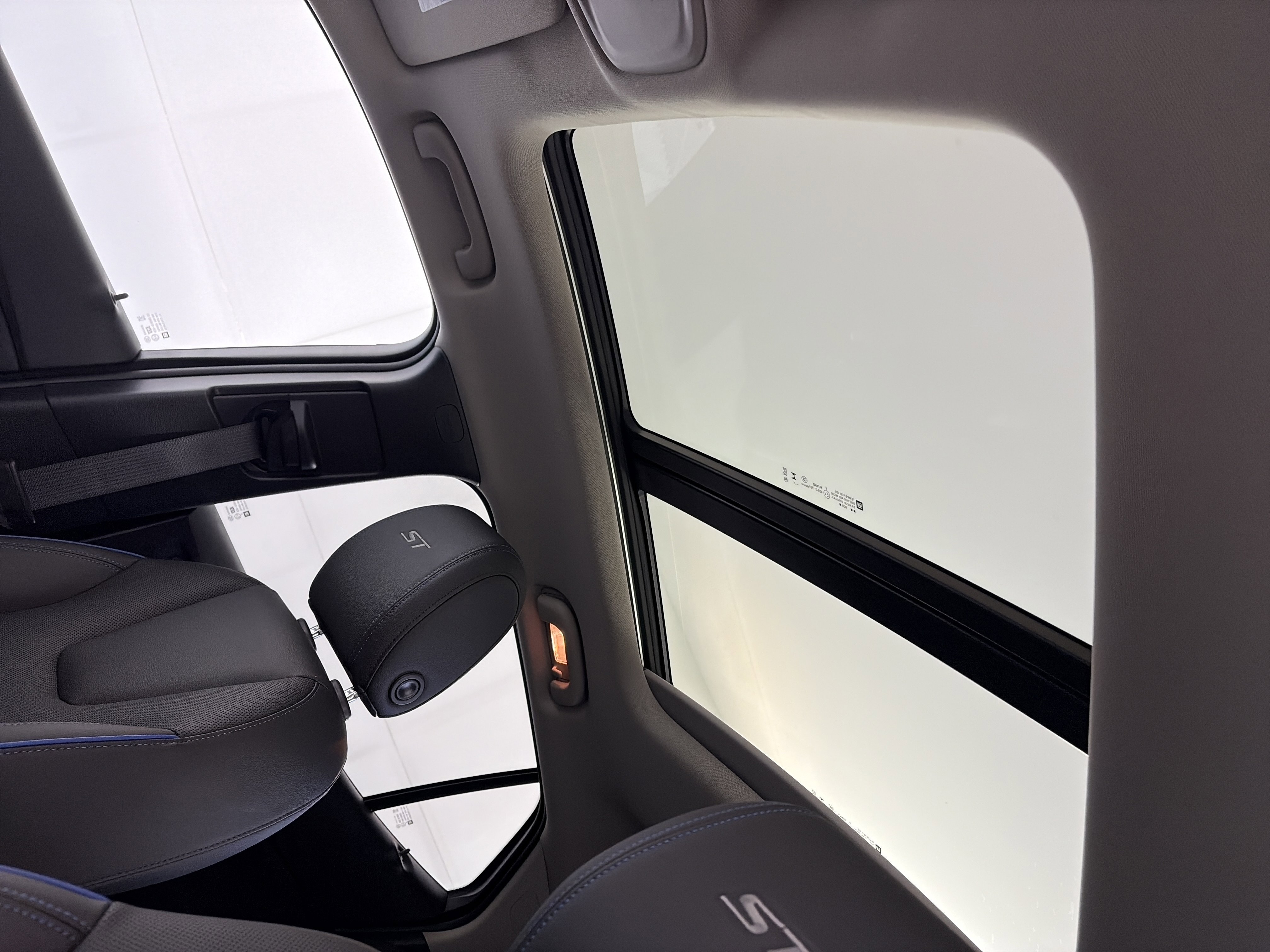 Used 2026 Buick Encore GX Sport Touring w/ Comfort Package image 19