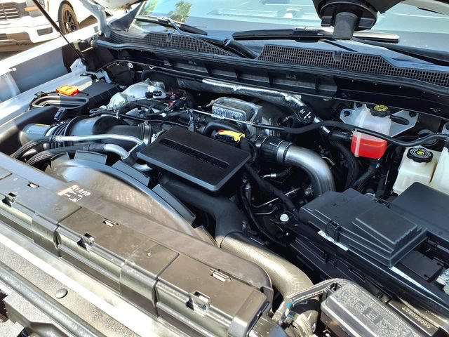 Used 2022 Chevrolet Silverado 2500 LTZ w/ LTZ Convenience Package AWD/4WD image 31