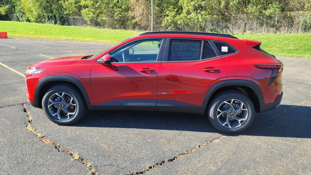 New 2026 Chevrolet Trax LT image 7