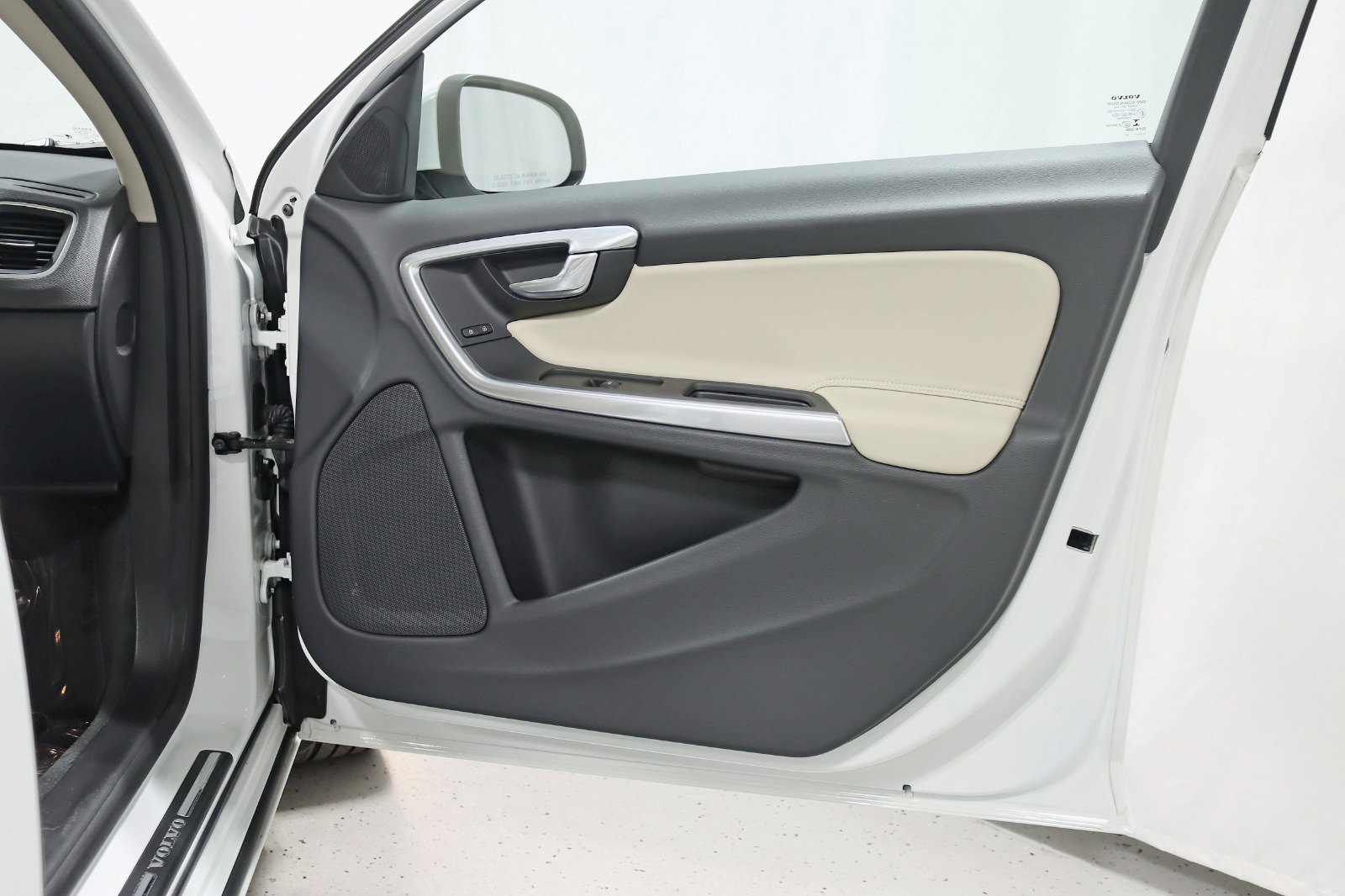 Used 2016 Volvo S60 T5 Premier FWD image 32