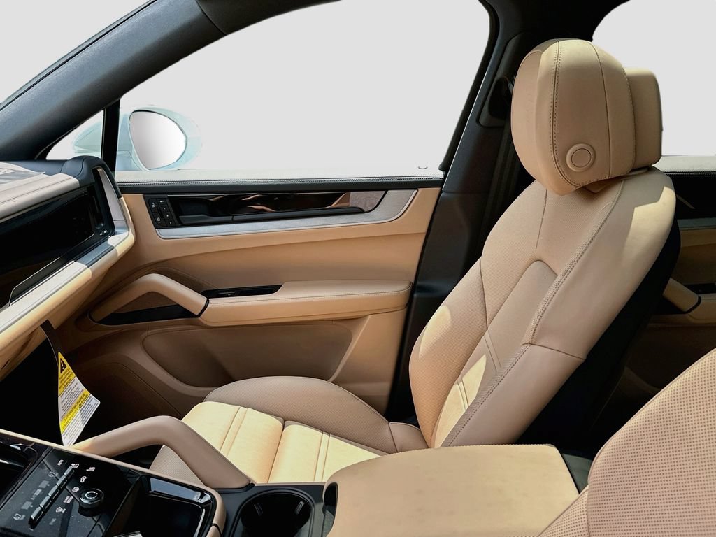 New 2026 Porsche Cayenne S AWD/4WD image 26