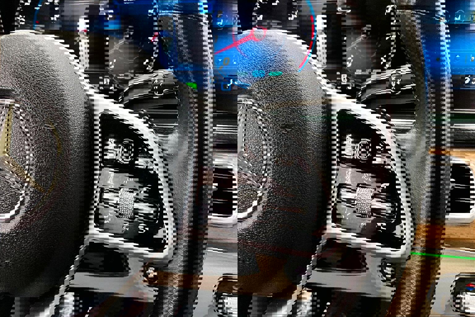 Certified 2021 Mercedes-Benz GLS 450 4MATIC image 22