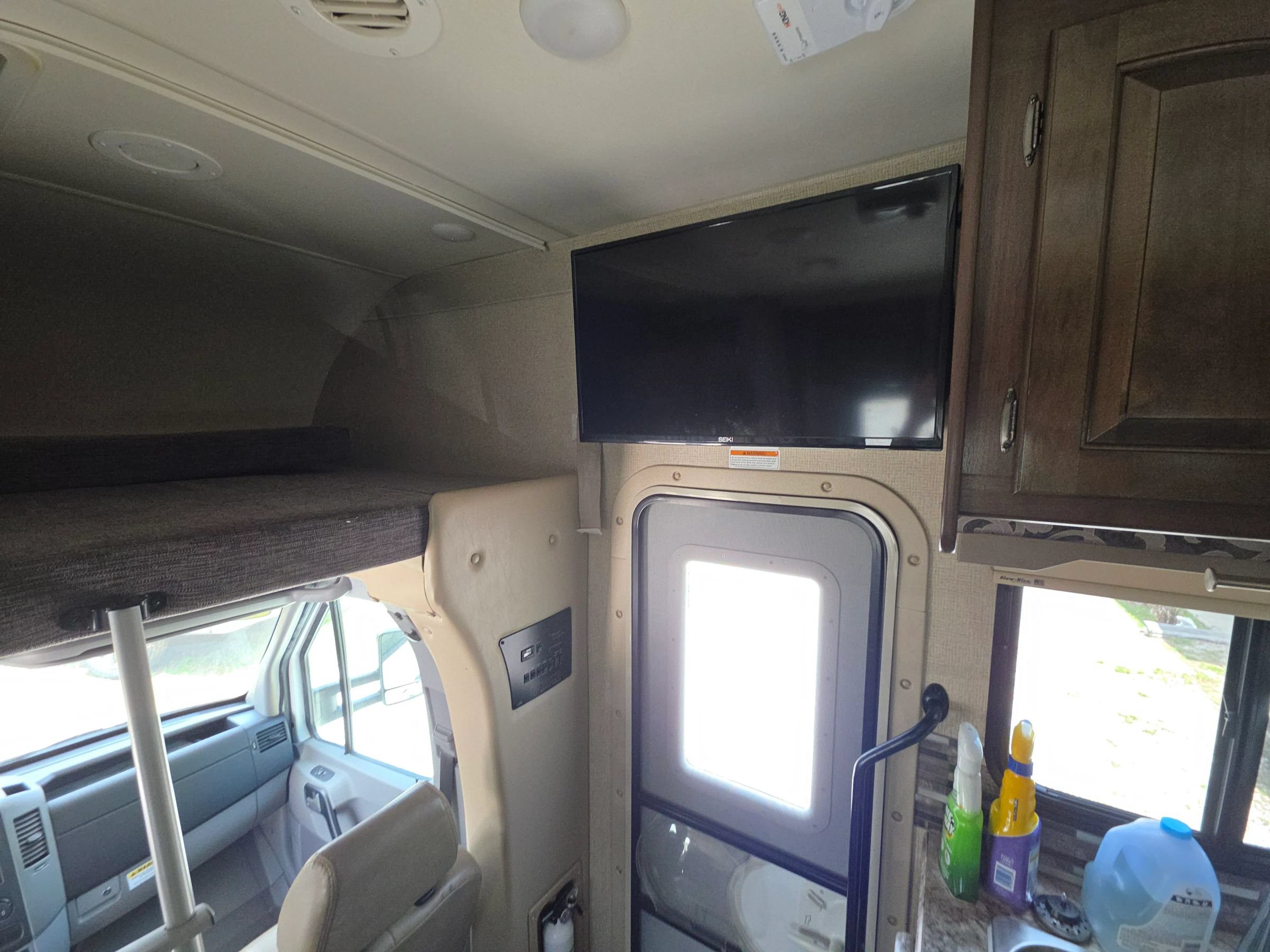 Used 2016 Mercedes-Benz Sprinter 3500 image 25
