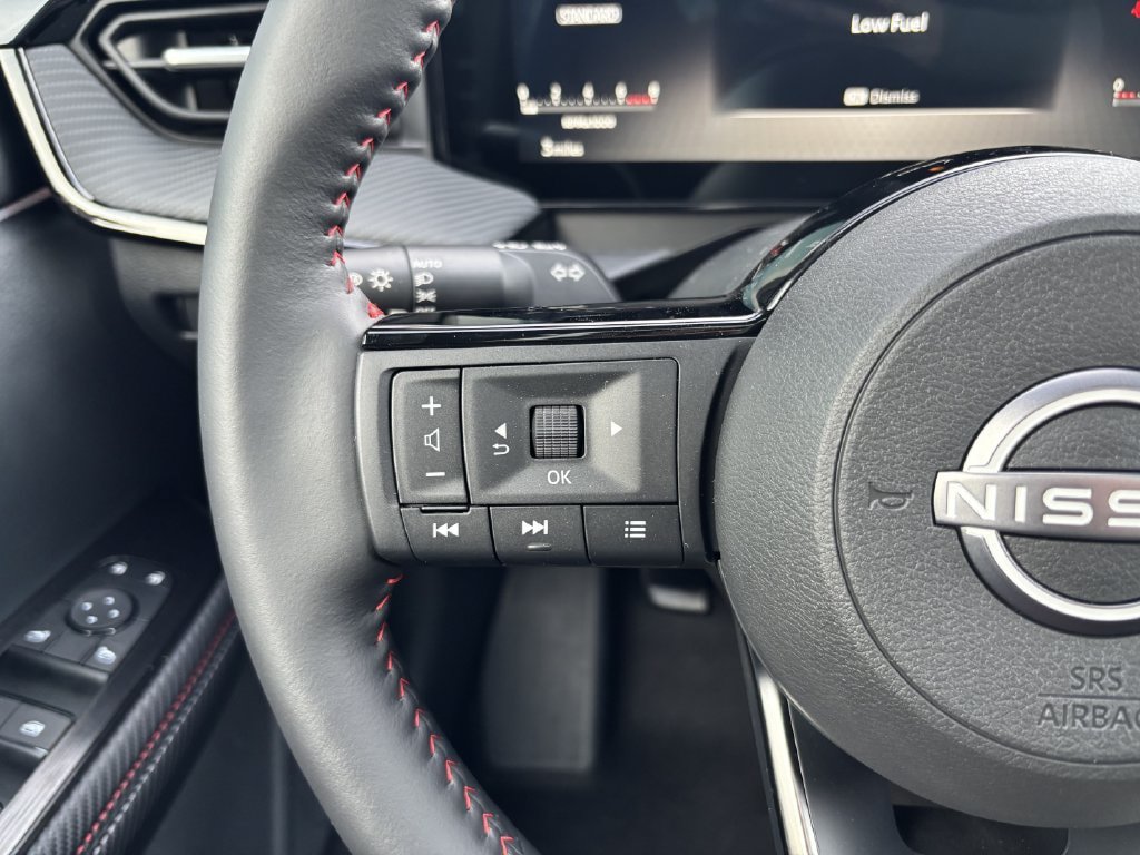 New 2027 Nissan Kicks SR w/ SR Premium Package AWD/4WD image 16