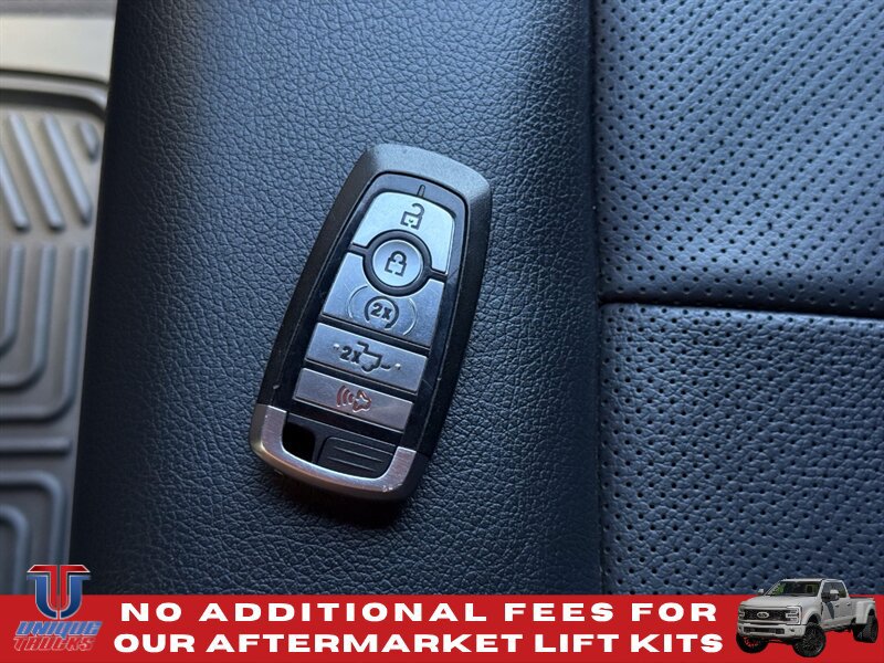 Used 2022 Ford F350 Lariat w/ Lariat Ultimate Package AWD/4WD image 35
