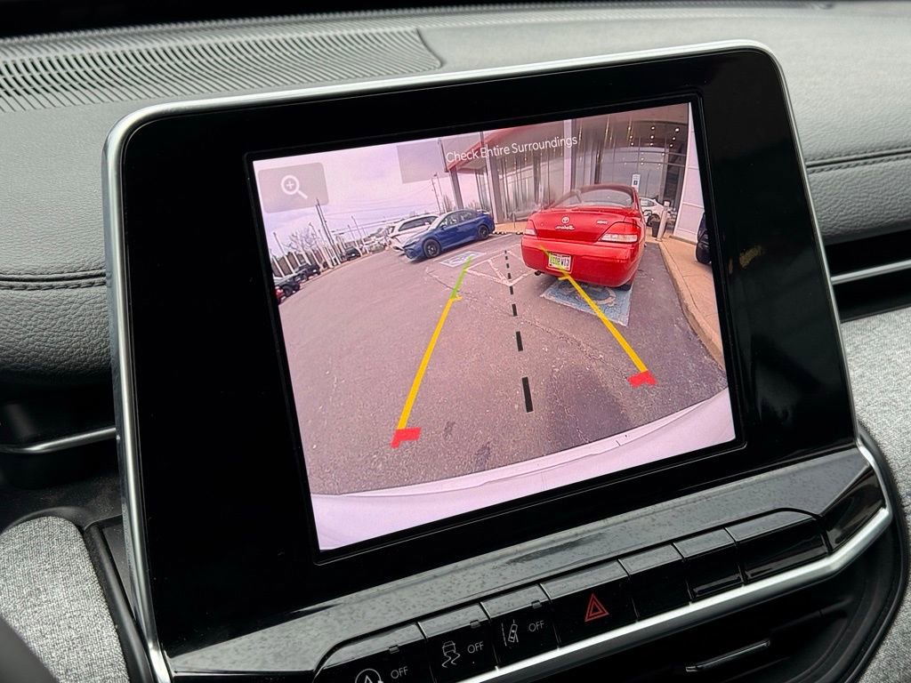 Used 2025 Jeep Compass Latitude image 44