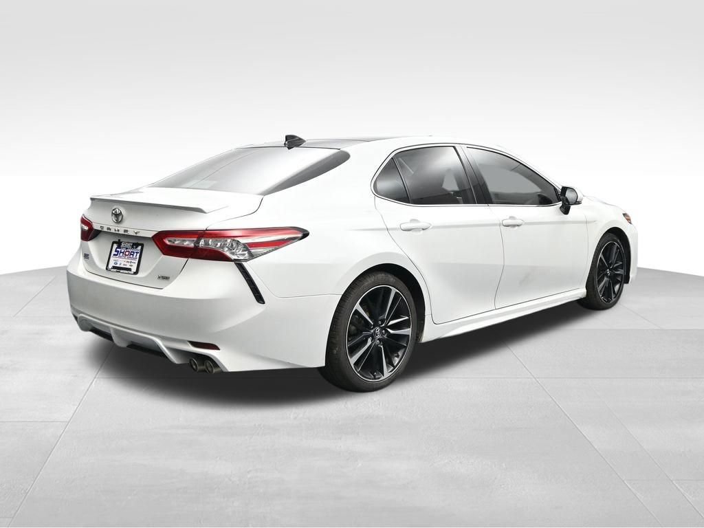 Used 2019 Toyota Camry XSE w/ Navigation Package FWD image 5