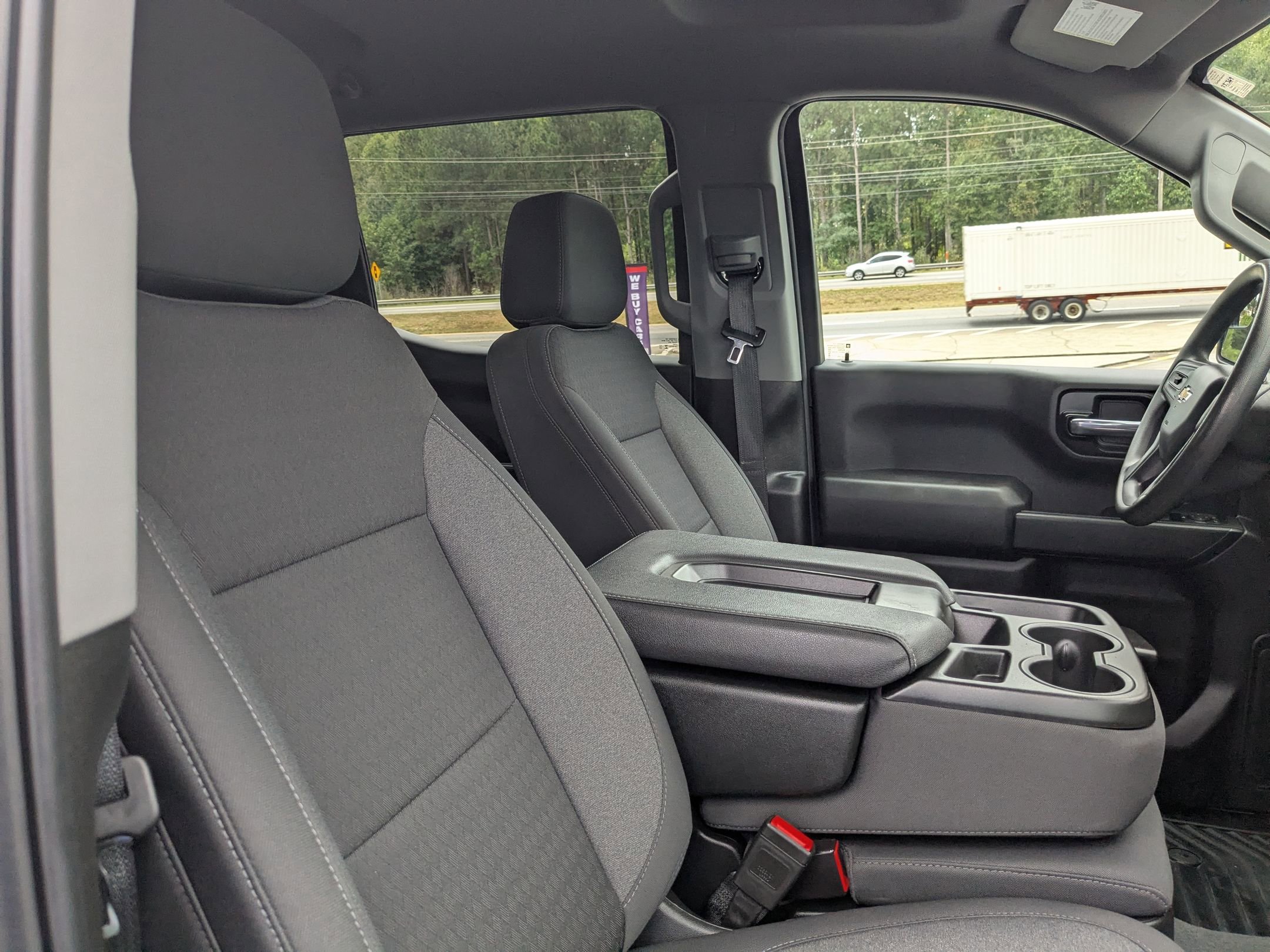 Used 2024 Chevrolet Silverado 1500 Custom w/ Turbomax Blackout Package image 25