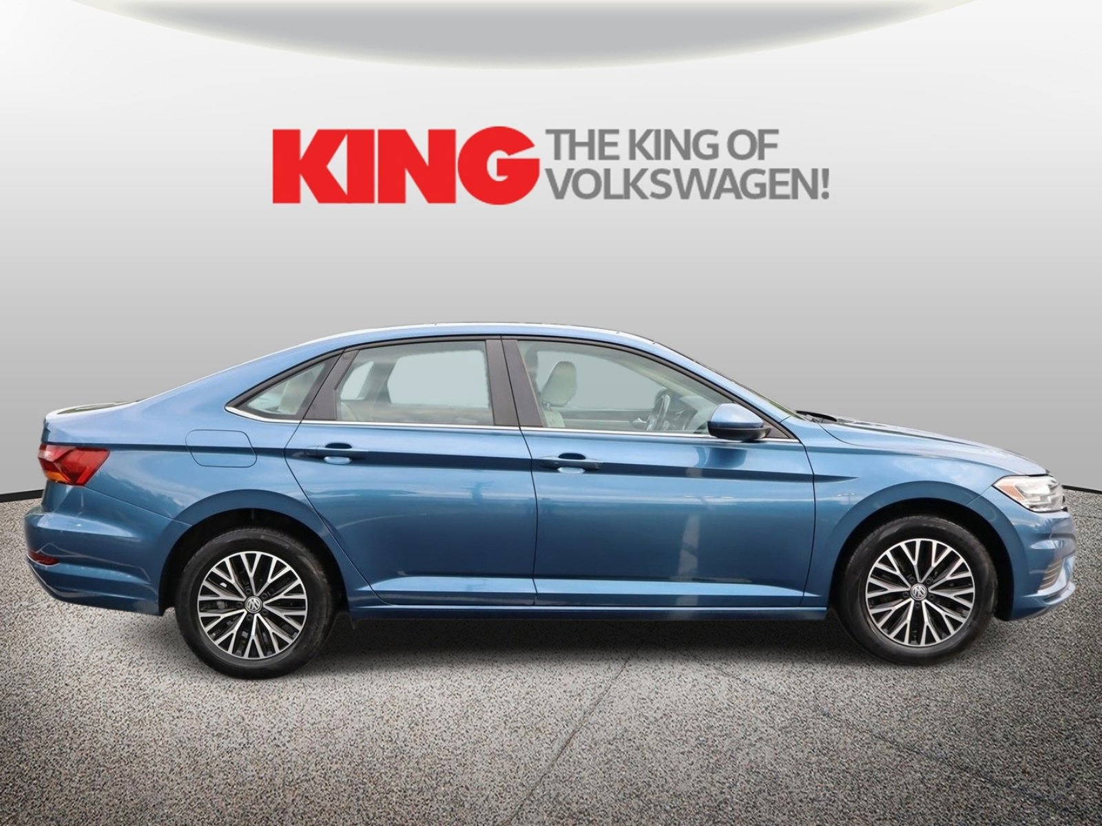 Used 2019 Volkswagen Jetta SE FWD image 2