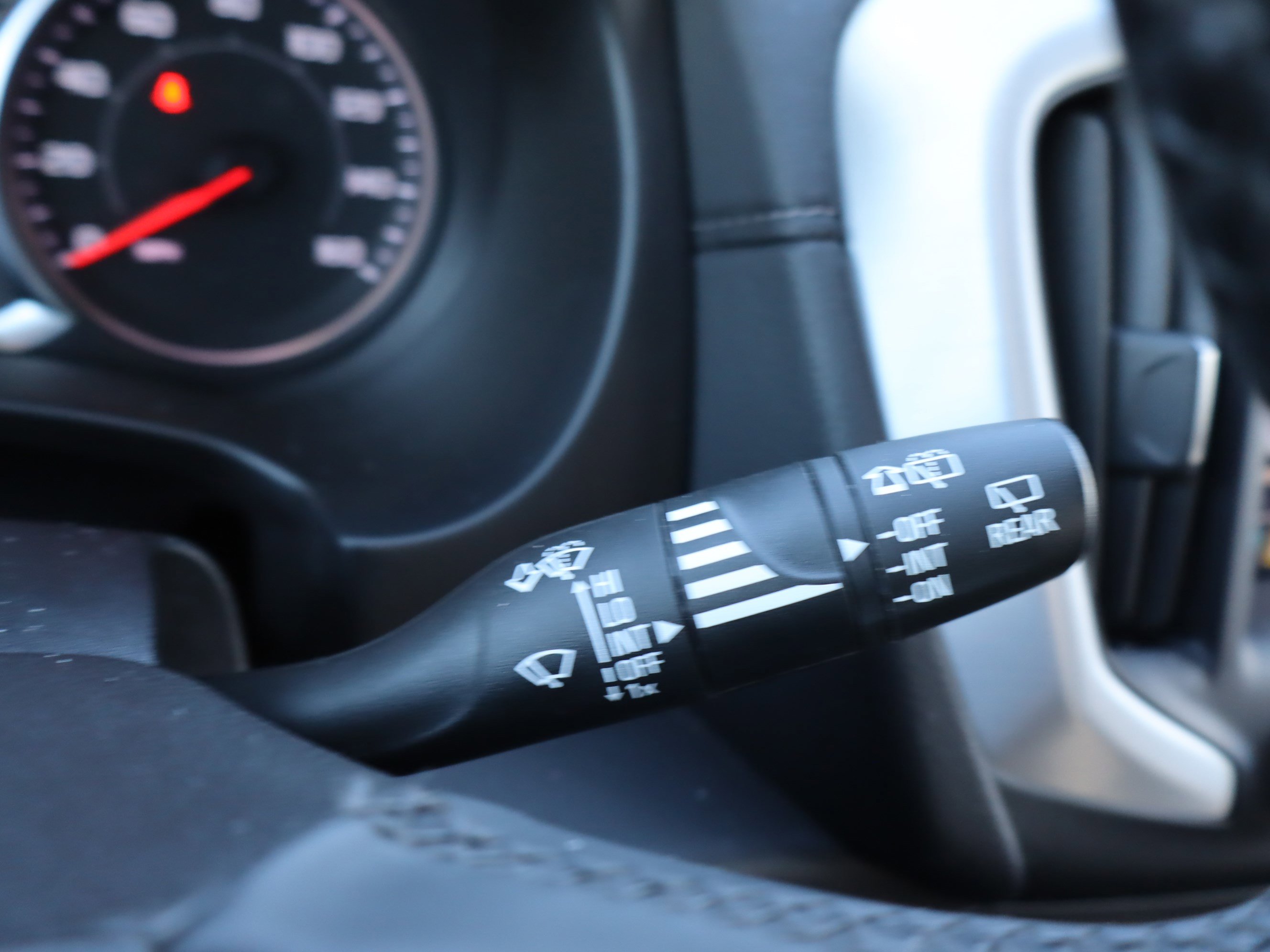 Certified 2024 GMC Terrain SLT image 22