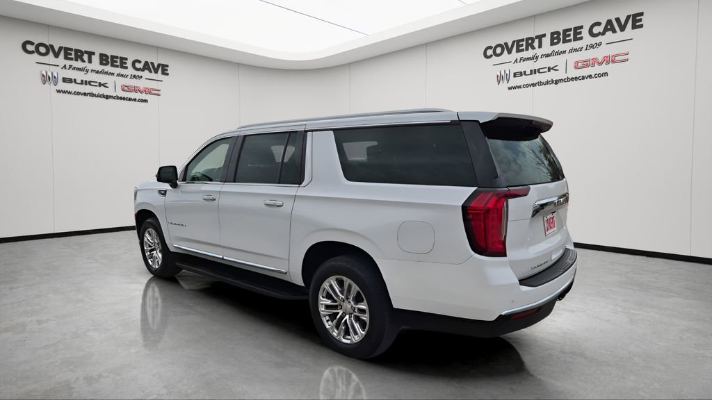 Used 2022 GMC Yukon XL SLT w/ SLT Premium Package image 7