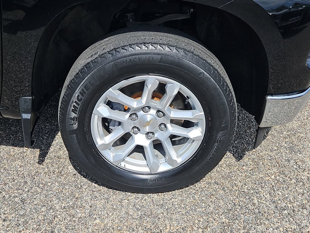 Certified 2023 Chevrolet Silverado 1500 LT AWD/4WD image 10