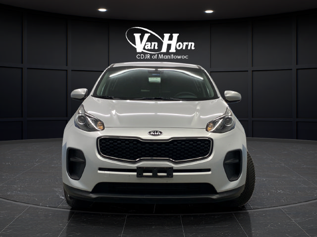 Used 2017 Kia Sportage LX FWD image 2