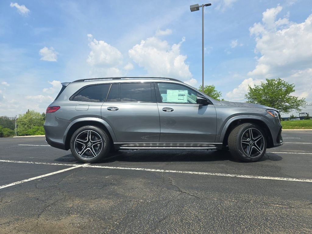 New 2026 Mercedes-Benz GLS 450 4MATIC image 17