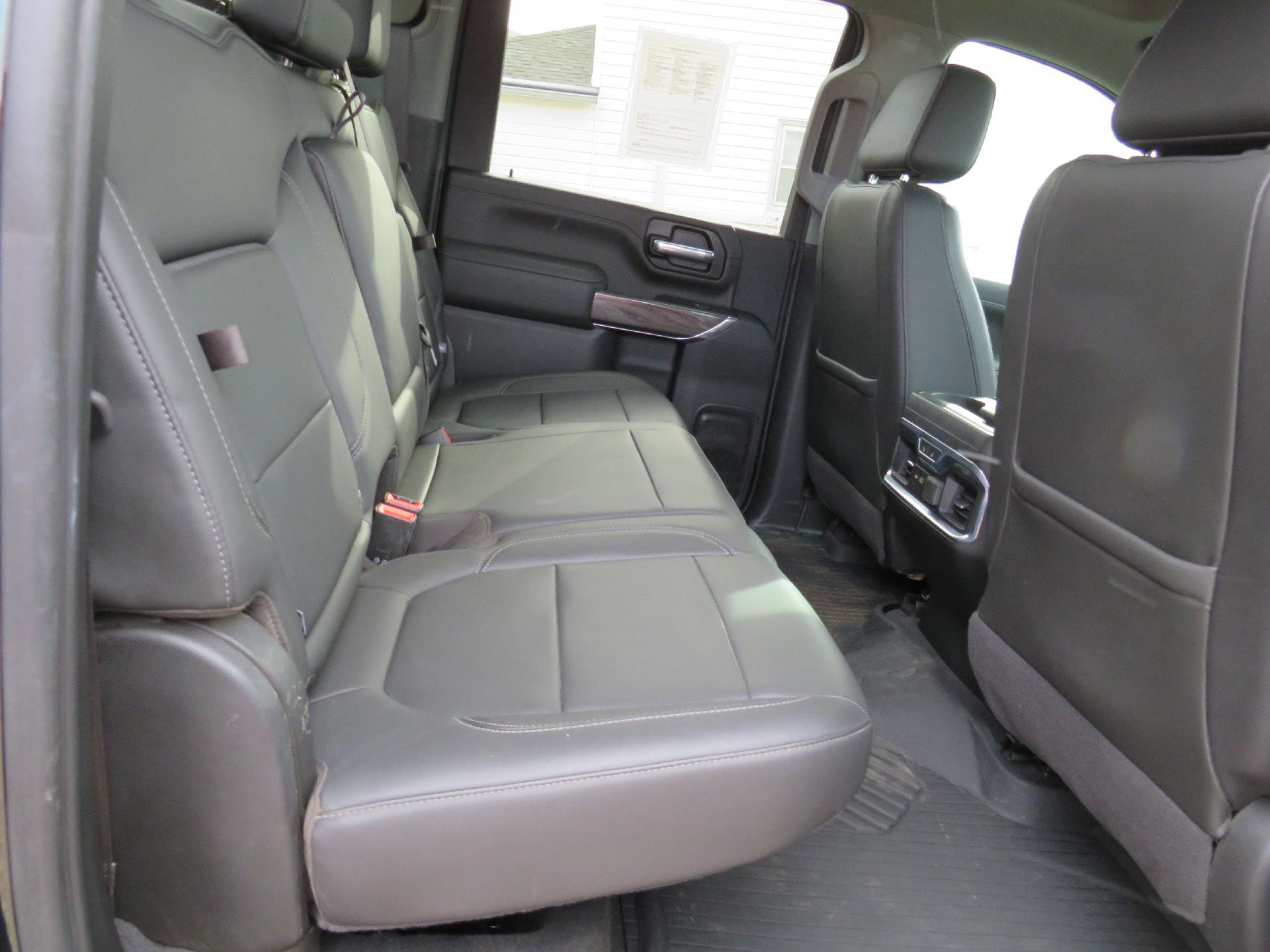 Used 2020 Chevrolet Silverado 2500 LTZ w/ LTZ Plus Package image 13