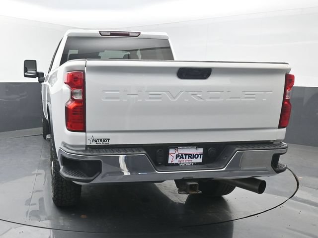 Used 2024 Chevrolet Silverado 2500 LT AWD/4WD image 4