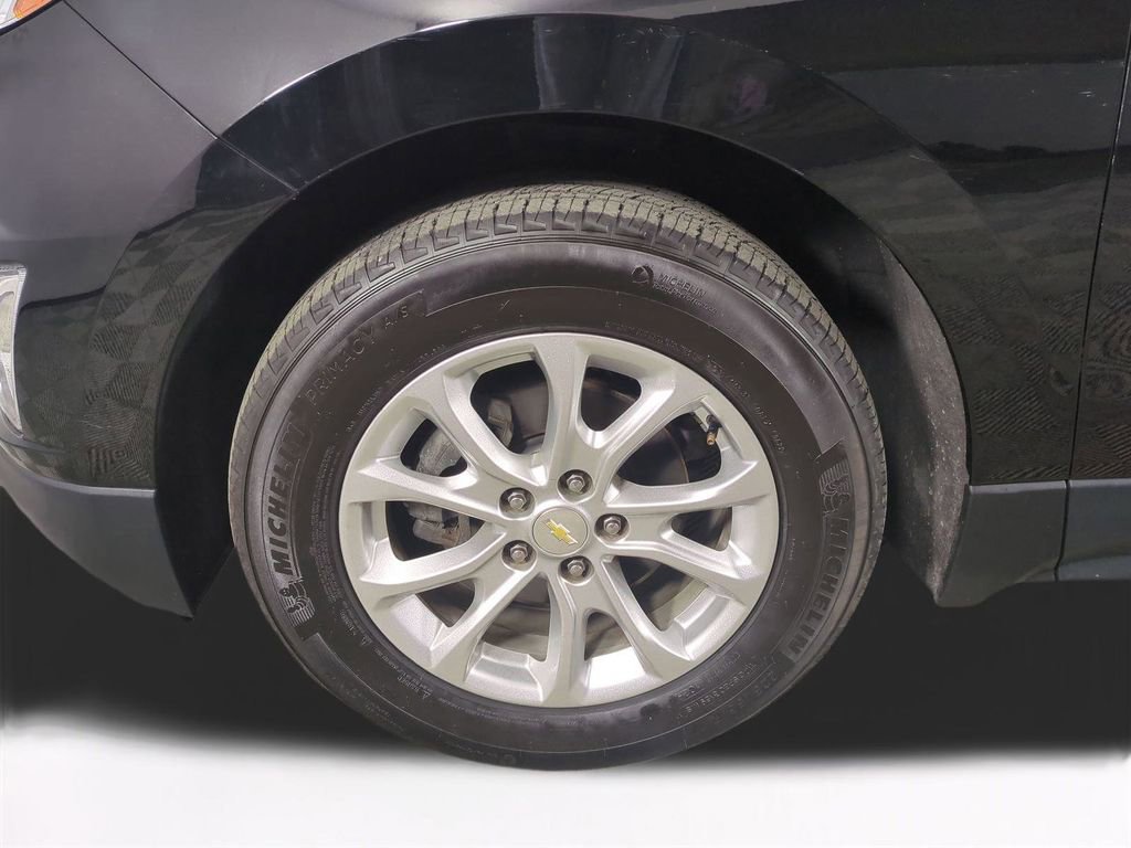 Used 2020 Chevrolet Equinox LT w/ Driver Convenience Package image 11