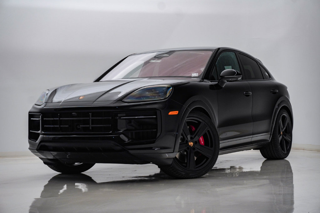 New 2026 Porsche Cayenne GTS AWD/4WD image 1