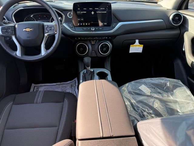 Used 2025 Chevrolet Blazer LT image 12