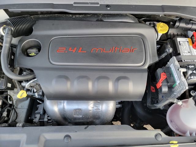 Certified 2022 Jeep Compass Latitude w/ Convenience Group image 40
