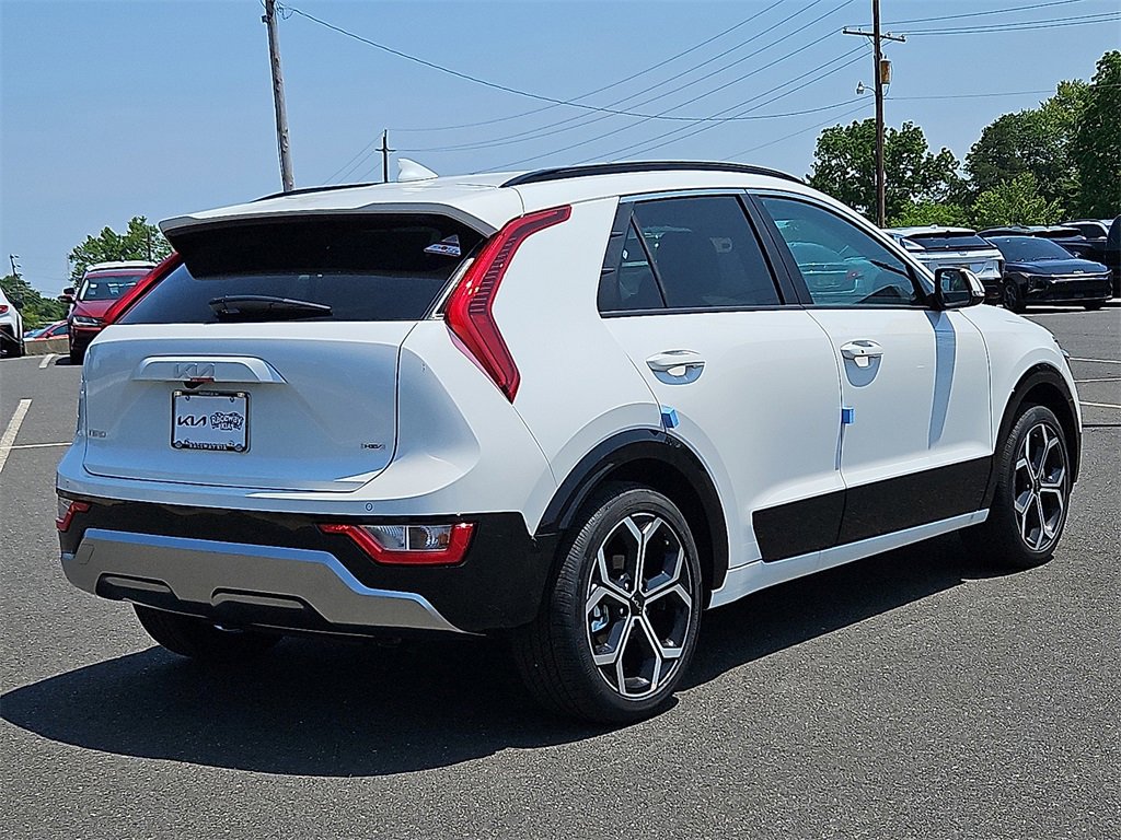 New 2025 Kia Niro EX Touring image 5