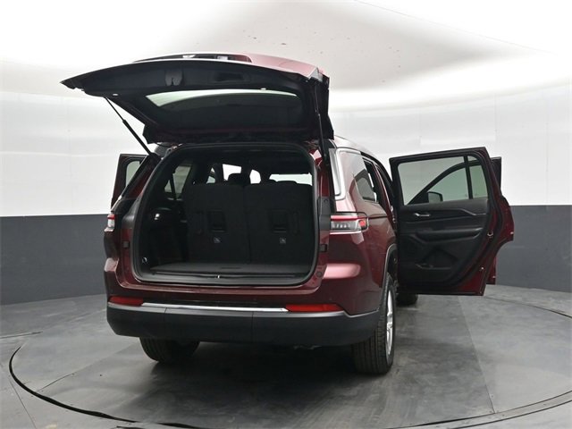 New 2025 Jeep Grand Cherokee L Laredo image 49