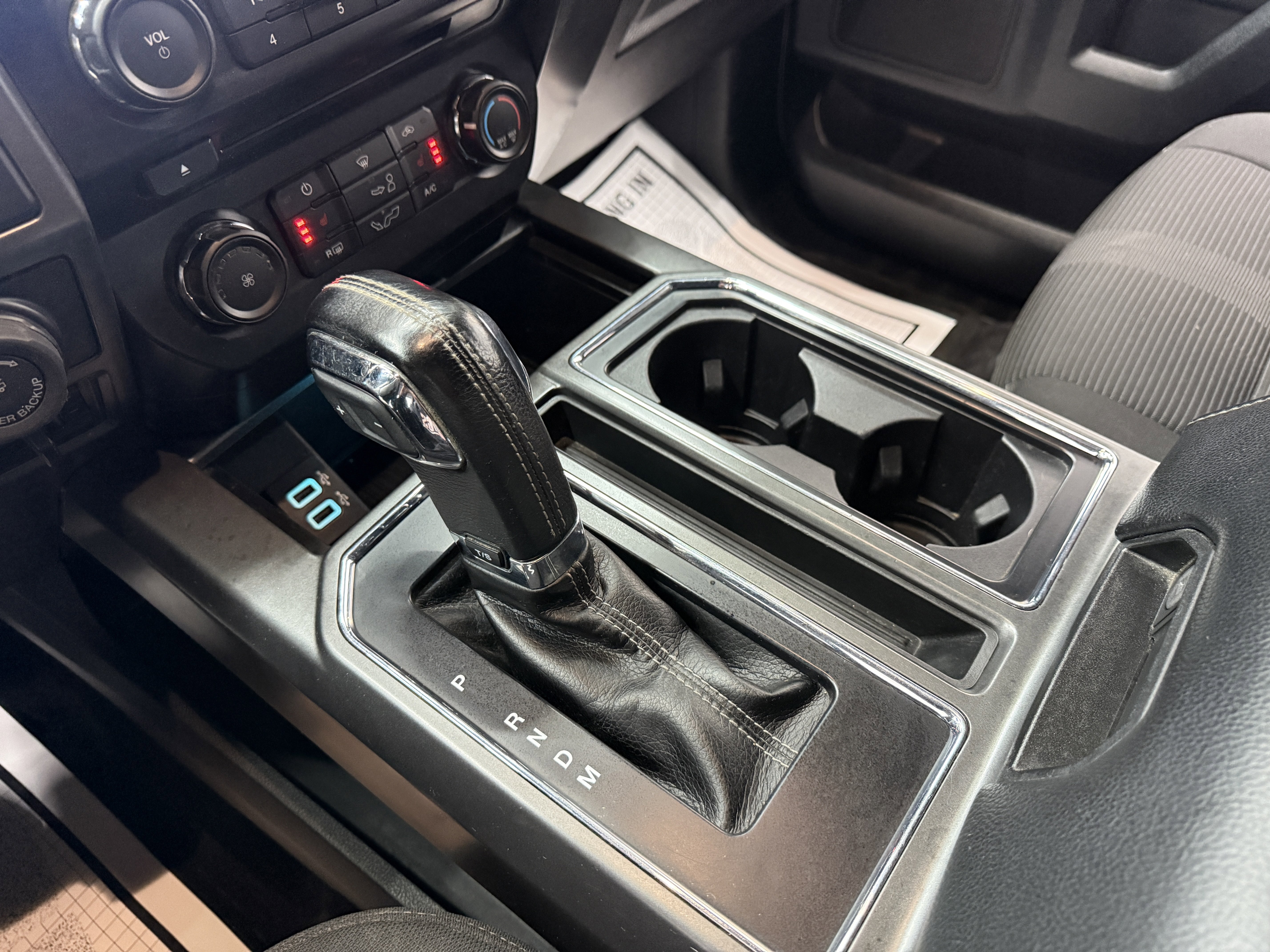 Used 2017 Ford F150 XLT w/ Equipment Group 302A Luxury image 21