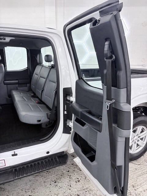 Used 2021 Ford F150 XL w/ Equipment Group 101A High AWD/4WD image 14