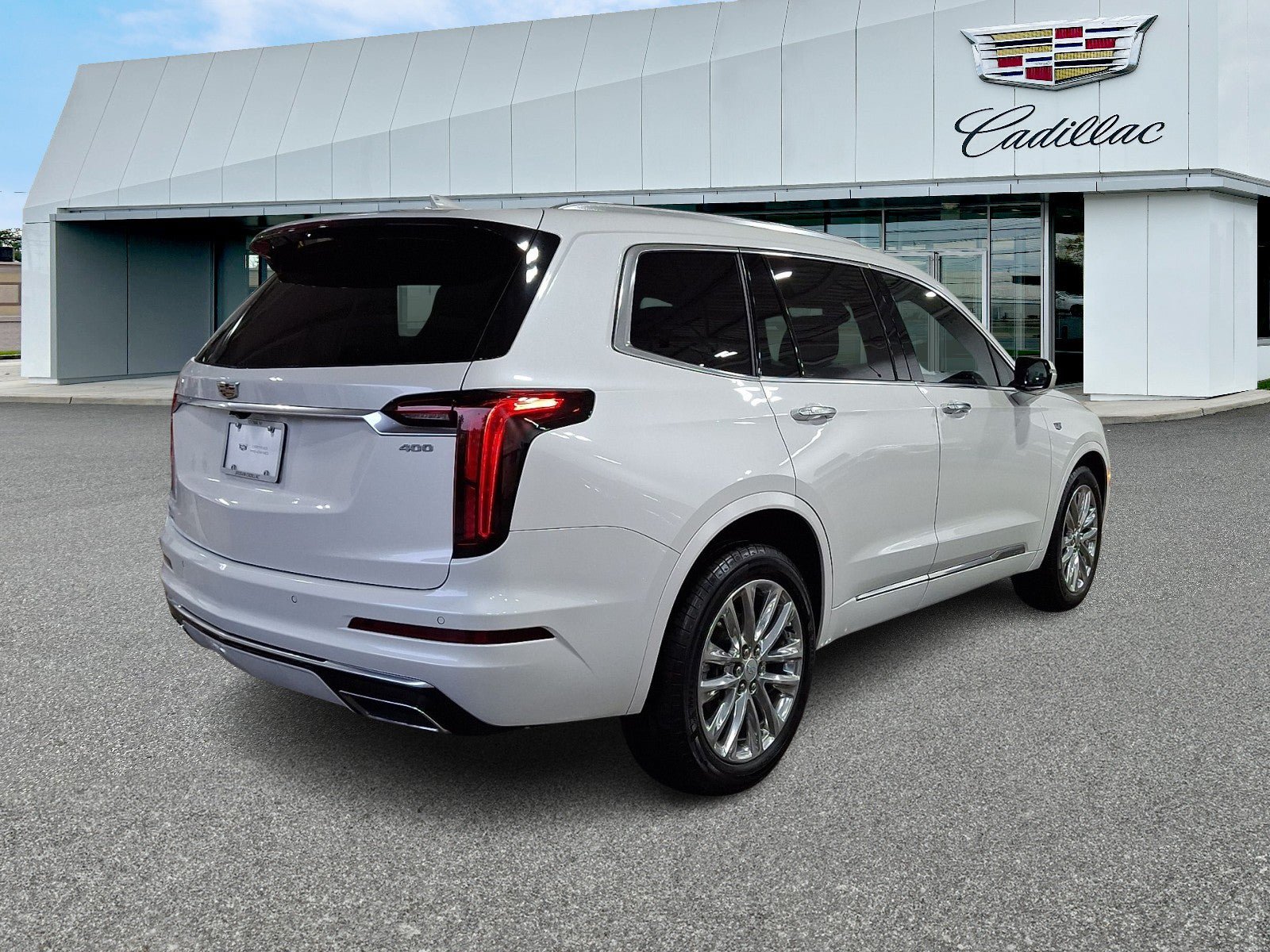 Certified 2023 Cadillac XT6 Premium Luxury AWD/4WD image 5