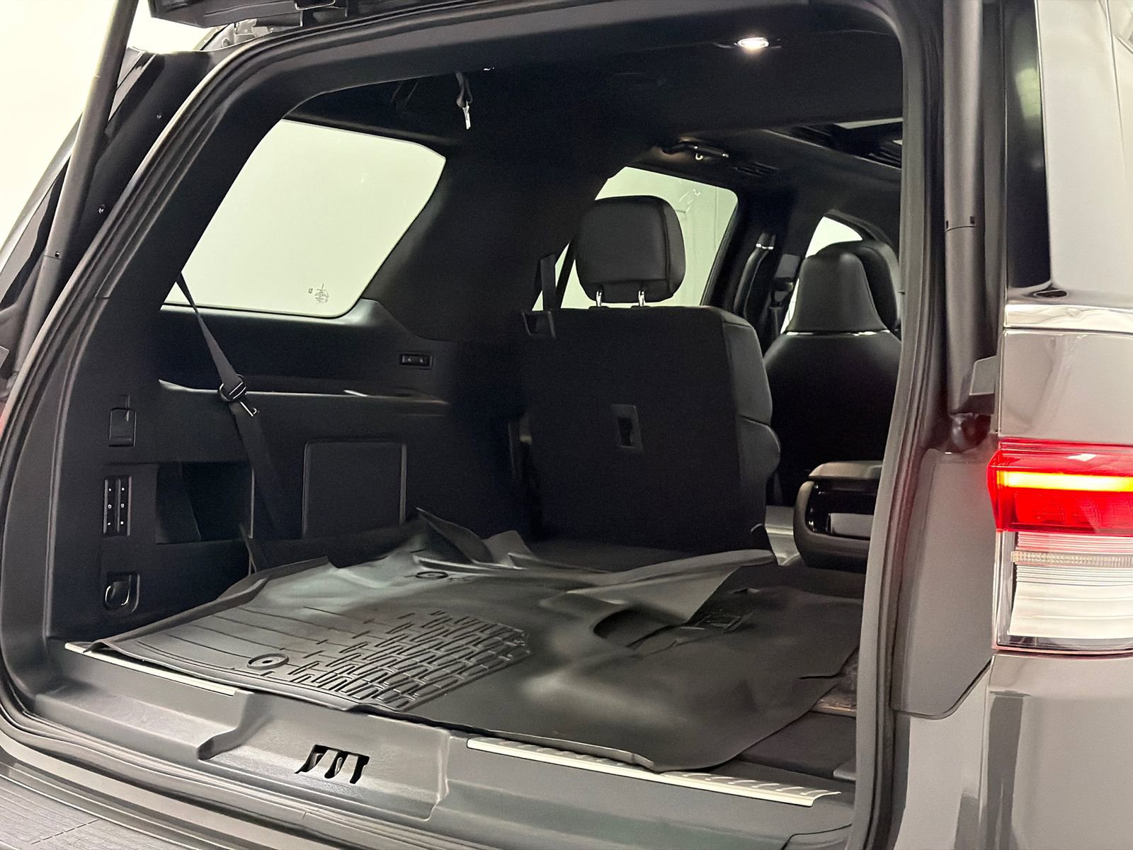 Used 2023 Lincoln Navigator Black Label image 9