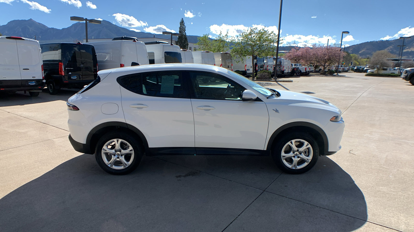 Used 2024 Dodge Hornet GT image 6