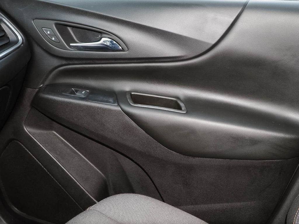 Certified 2018 Chevrolet Equinox LT FWD image 25