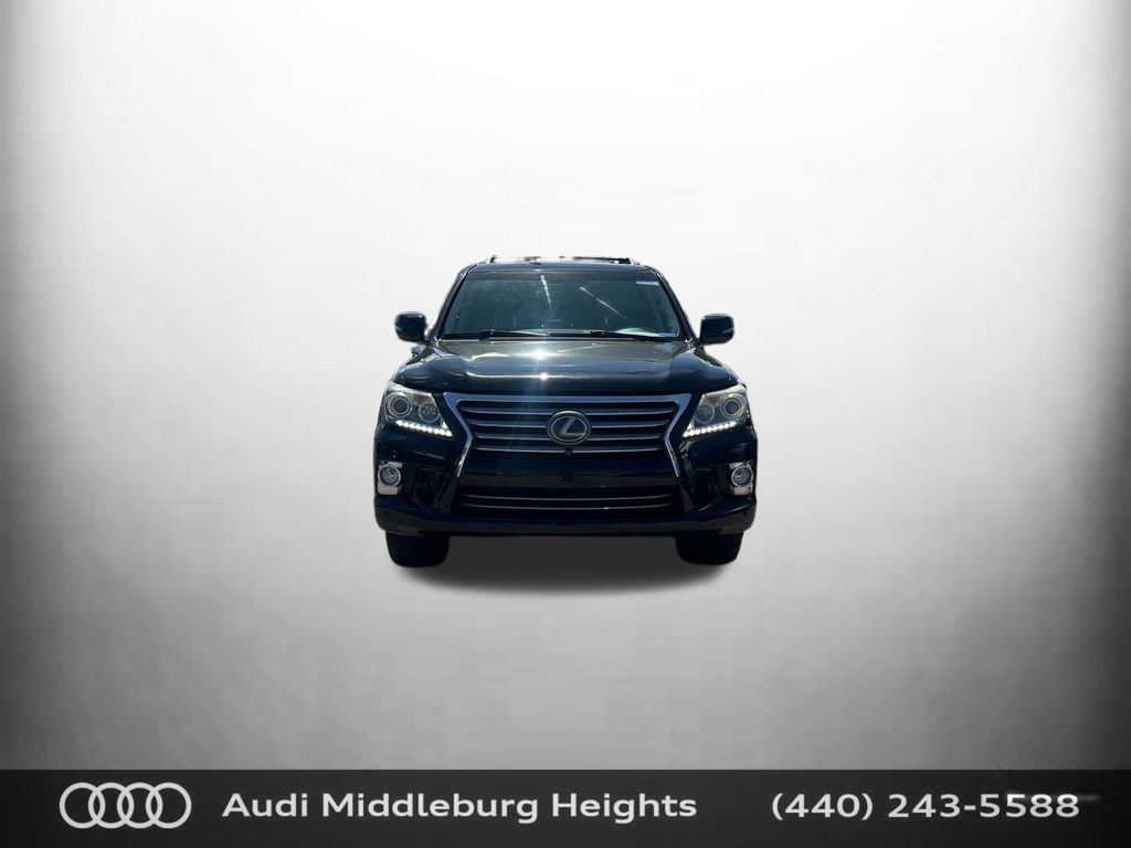 Used 2013 Lexus LX 570 4WD w/ Luxury Pkg w/Pre-crash image 2