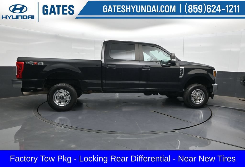 Used 2019 Ford F350 XL w/ Power Equipment Group AWD/4WD image 3