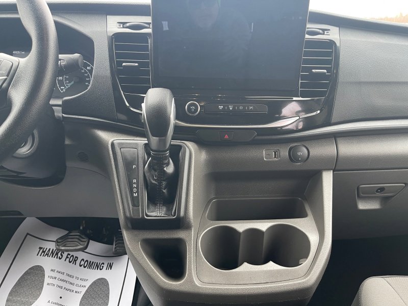 Used 2024 Ford Transit 350 XLT image 13