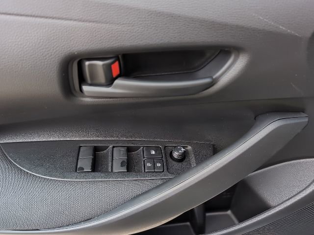Used 2025 Toyota Corolla LE image 12