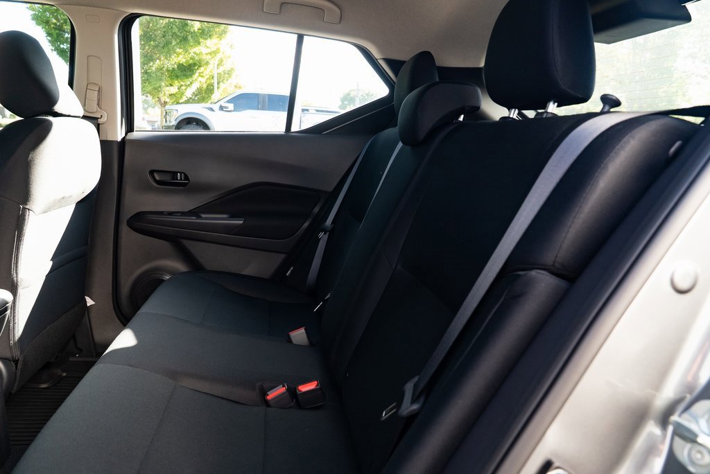 New 2025 Nissan Kicks Play S image 20