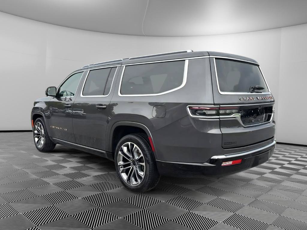 Used 2025 Jeep Grand Wagoneer L Series III w/ Rear Seat Video Group 1 AWD/4WD image 3