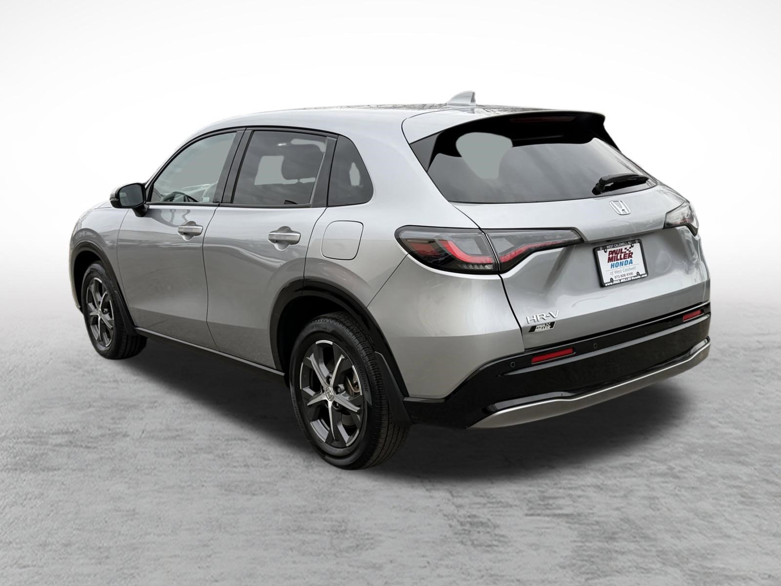 Used 2023 Honda HR-V EX-L image 4