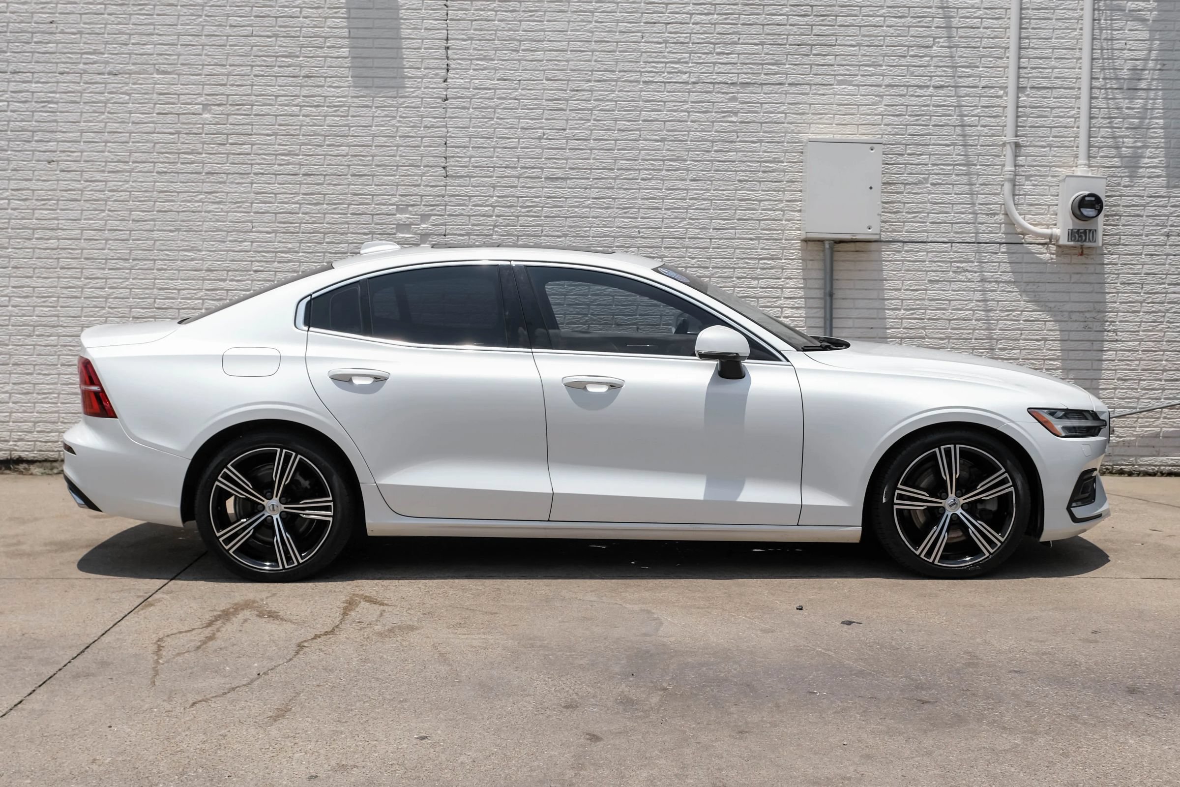 Used 2020 Volvo S60 T6 Inscription AWD/4WD image 6