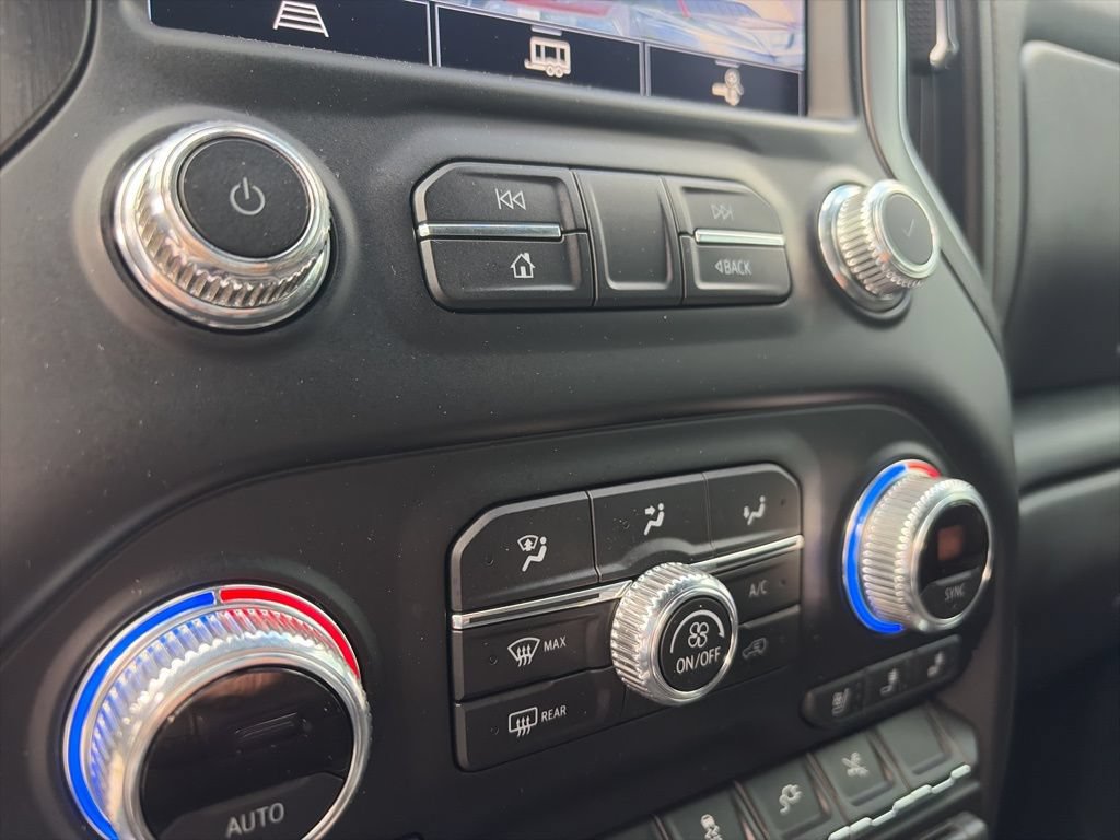 Used 2022 GMC Sierra 2500 AT4 AWD/4WD image 18