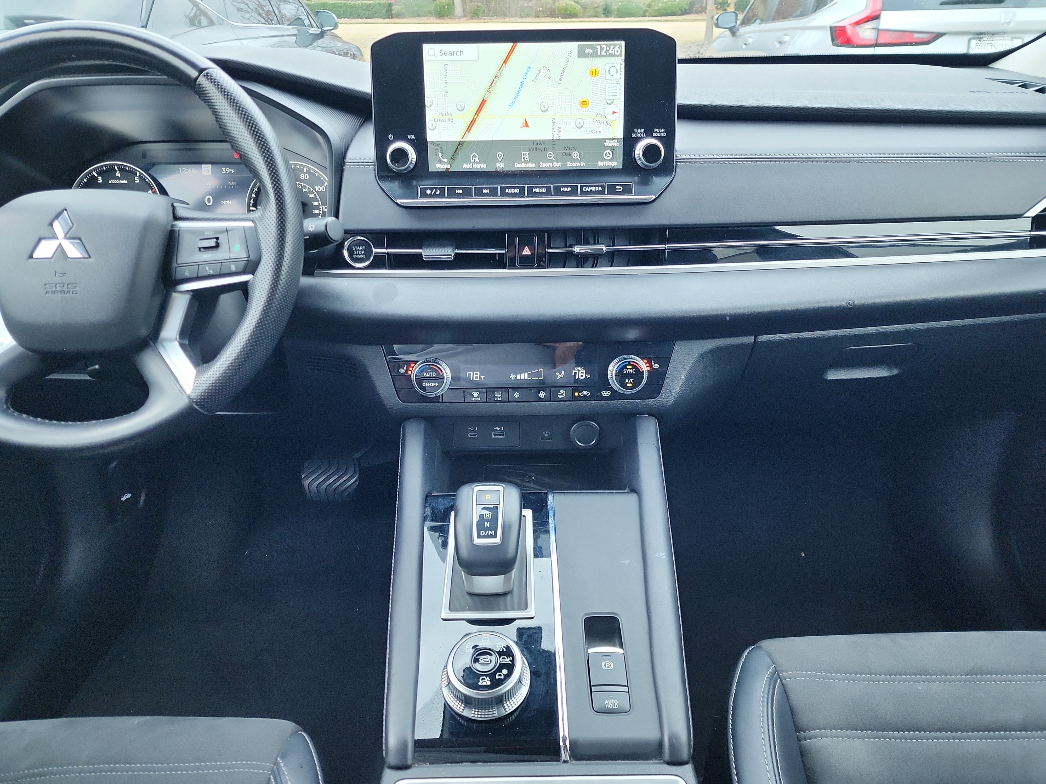 Used 2024 Mitsubishi Outlander SE image 22