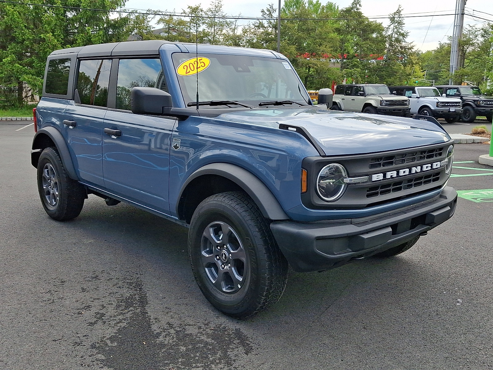 Certified 2025 Ford Bronco Big Bend AWD/4WD image 3