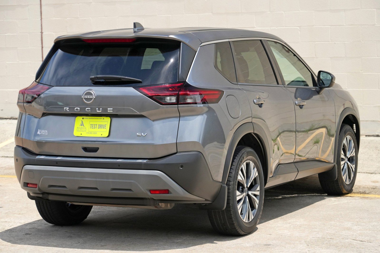 Used 2022 Nissan Rogue SV FWD image 45
