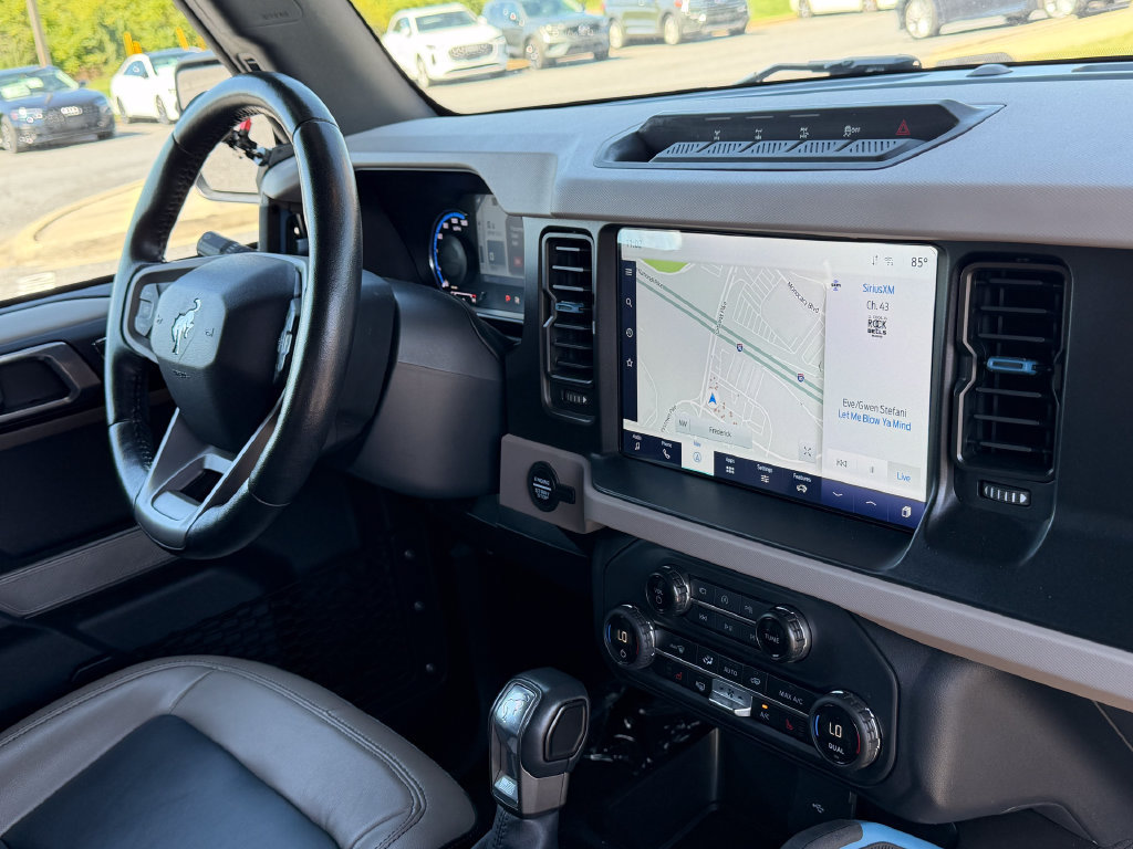 Used 2023 Ford Bronco Wildtrak AWD/4WD image 12