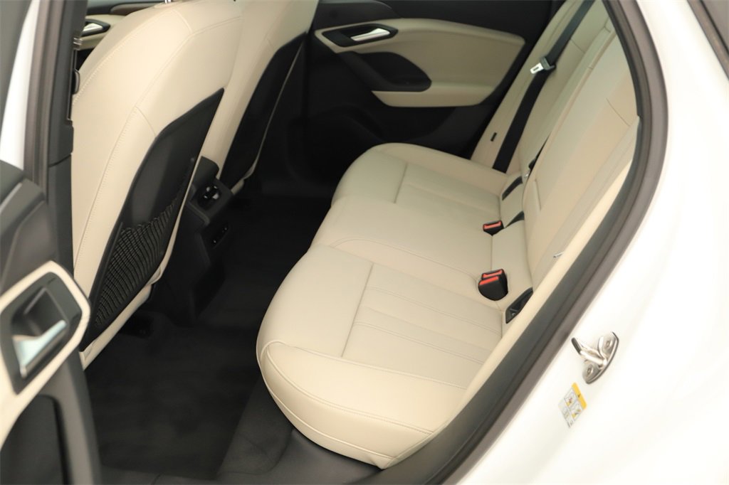 New 2025 Audi A6 e-tron Premium image 27