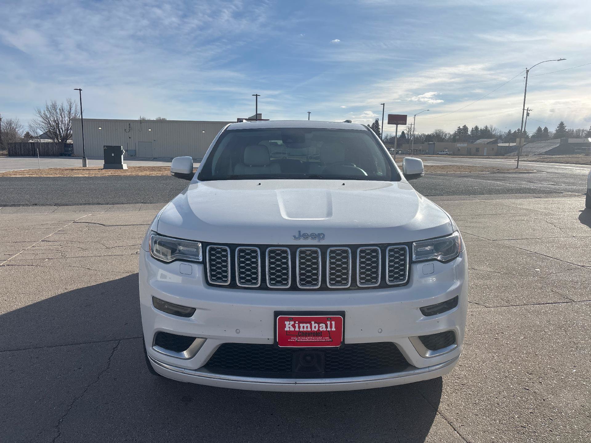 Used 2017 Jeep Grand Cherokee Summit AWD/4WD image 12