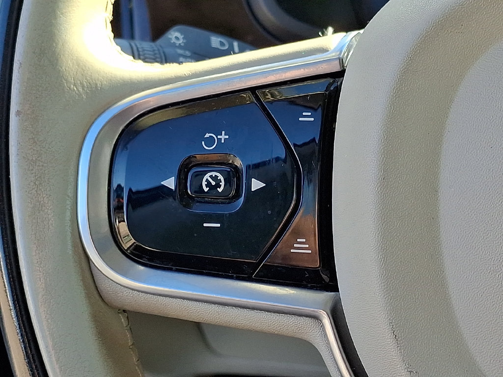 Used 2018 Volvo S90 T6 Momentum AWD/4WD image 18