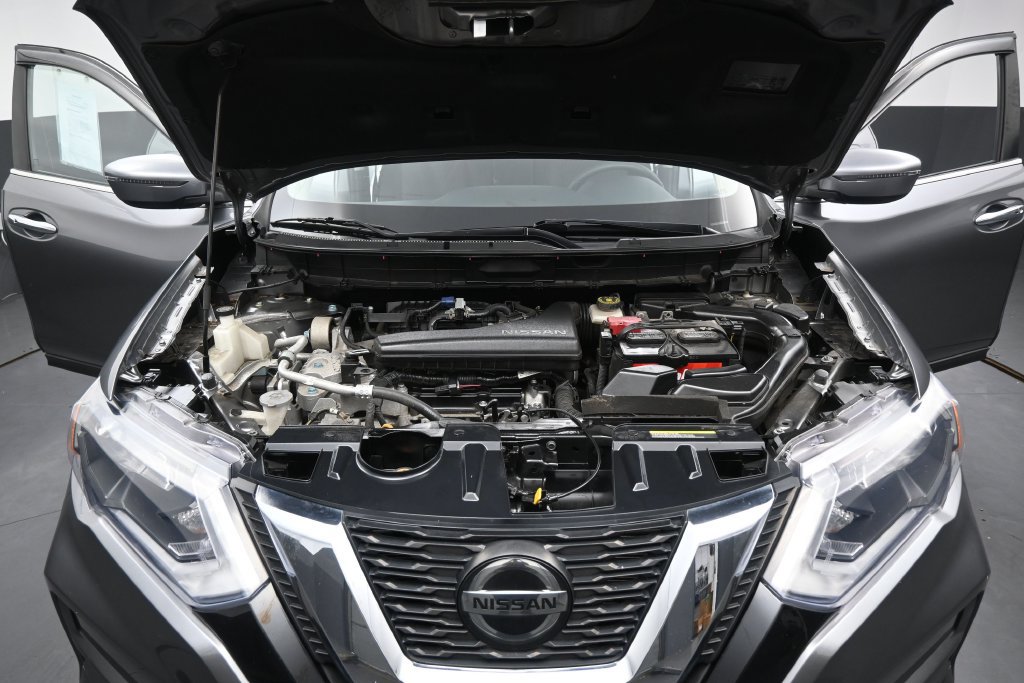 Used 2019 Nissan Rogue SV AWD/4WD image 25